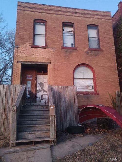 6151 Suburban Ave, Saint Louis, MO, 63133-2021 | Card Image