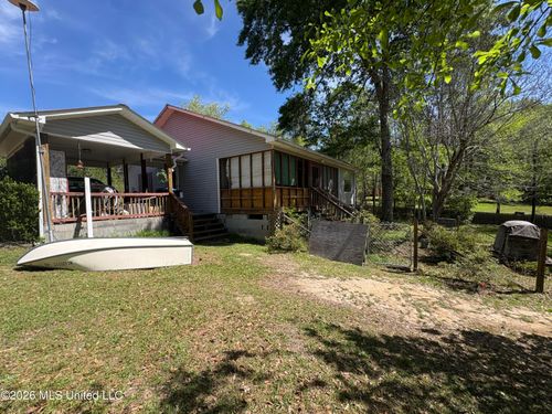 64 Lee Prine Dr, Perkinston, MS, 39573-6018 | Card Image