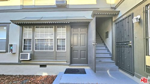 b-1022 S Norton Ave, Los Angeles, CA, 90004-3916 | Card Image