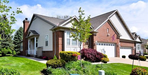 2997 Country Club Ln, Twinsburg, OH, 44087-2951 | Card Image