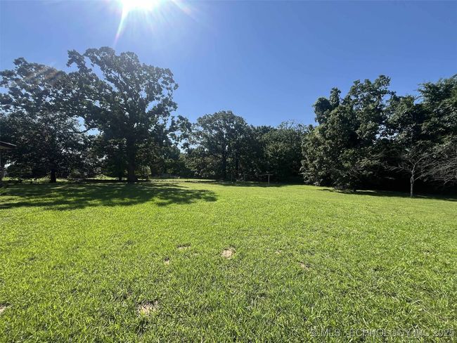 10650 W Highway 9, House other with 3 bedrooms, 2 bathrooms and null parking in Stigler OK | Image 8