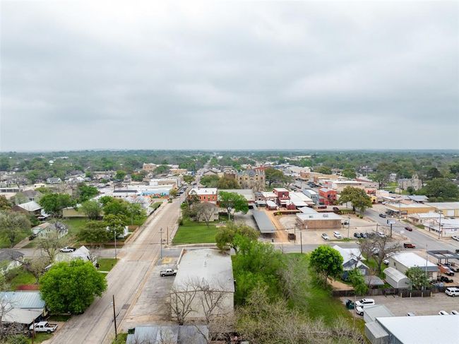261 N Water St, House other with 2 bedrooms, 1 bathrooms and null parking in La Grange TX | Image 28