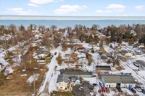 6997 Lakeshore Rd, Lexington, MI, 48450-8934 | Card Image