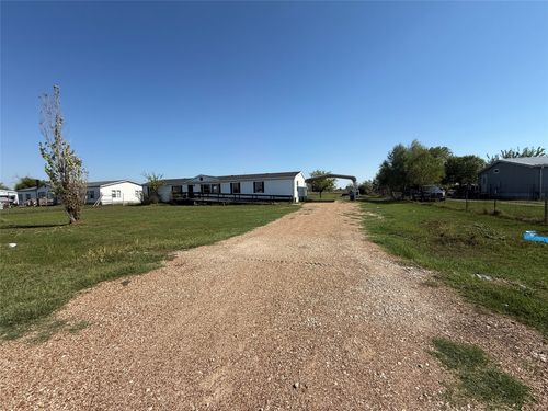 9066 Diamond Ave, Kaufman, TX, 75142-6236 | Card Image