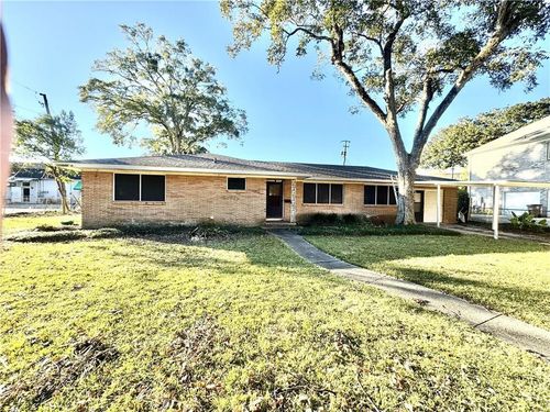 3805 Austill Ln, Mobile, AL, 36608-1901 | Card Image