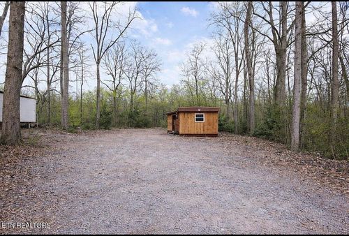 245 Center Ln, New Tazewell, TN, 37825-2628 | Card Image