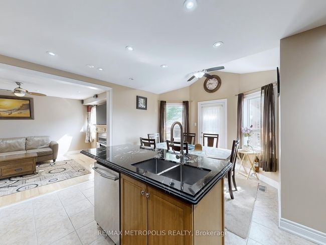 263 Greenwood Dr, House other with 3 bedrooms, 3 bathrooms and 4 parking in Angus ON | Image 16