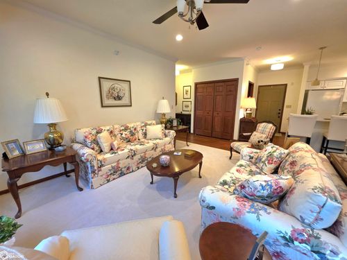 apt-106-809 7th Ave N, Clear Lake, IA, 50428-1562 | Card Image