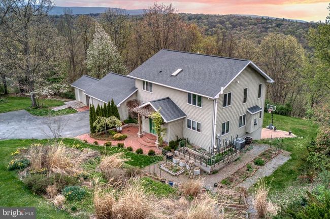 2312 Teaberry Ln, House other with 4 bedrooms, 4 bathrooms and null parking in Lock Haven PA | Image 4