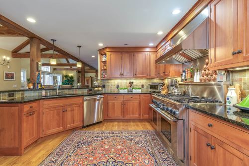 62 Elizabeth Ln, Hopkinton, NH, 03229-2044 | Card Image