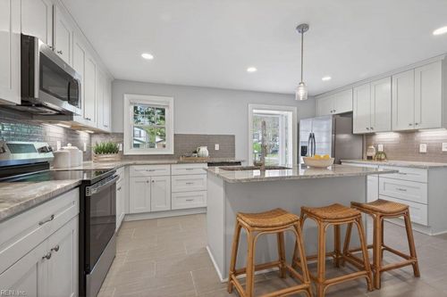 12 Colonial Pl, Newport News, VA, 23601-3311 | Card Image