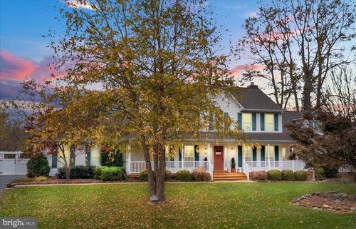 283 Jenny Lind Dr, HARPERS FERRY, WV, 25425-4028 | Card Image