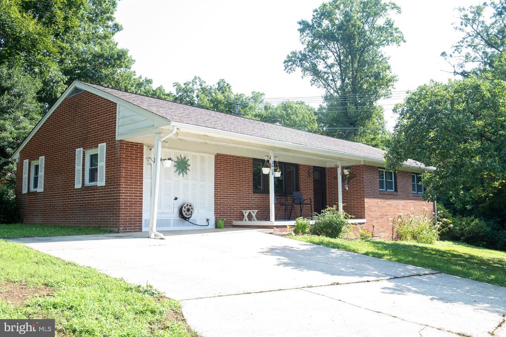 Roth Rd, Edgewood, MD 21040