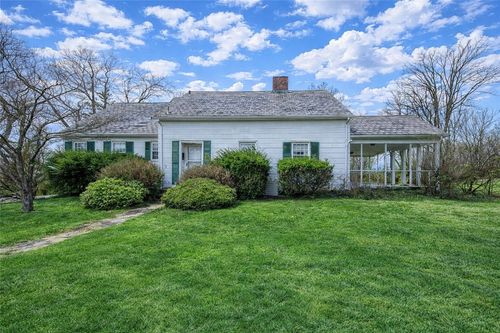 160 Maus Dr, North Huntingdon, PA, 15642-2008 | Card Image