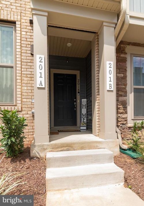 b-201 Park Central Ter, MANASSAS PARK, VA, 20111 | Card Image