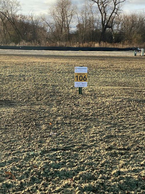 106 Highland Pl, Pleasant Prairie, WI, 53158 | Card Image