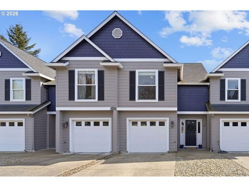 apt-2-103 Rainbow Way, Kelso, WA, 98626-1992 | Card Image