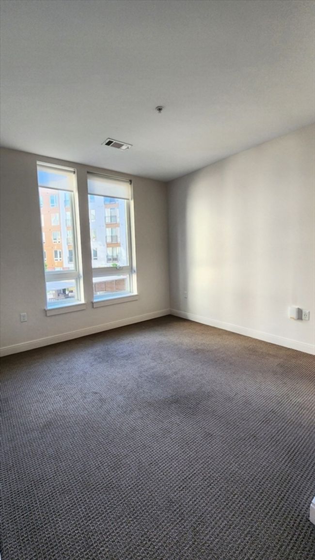 UNIT-4074 - 275 2 Nd Ave, Condo with 1 bedrooms, 1 bathrooms and null parking in Needham MA | Image 5