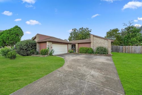 6714 Addicks Clodine Rd, Houston, TX, 77083-1208 | Card Image