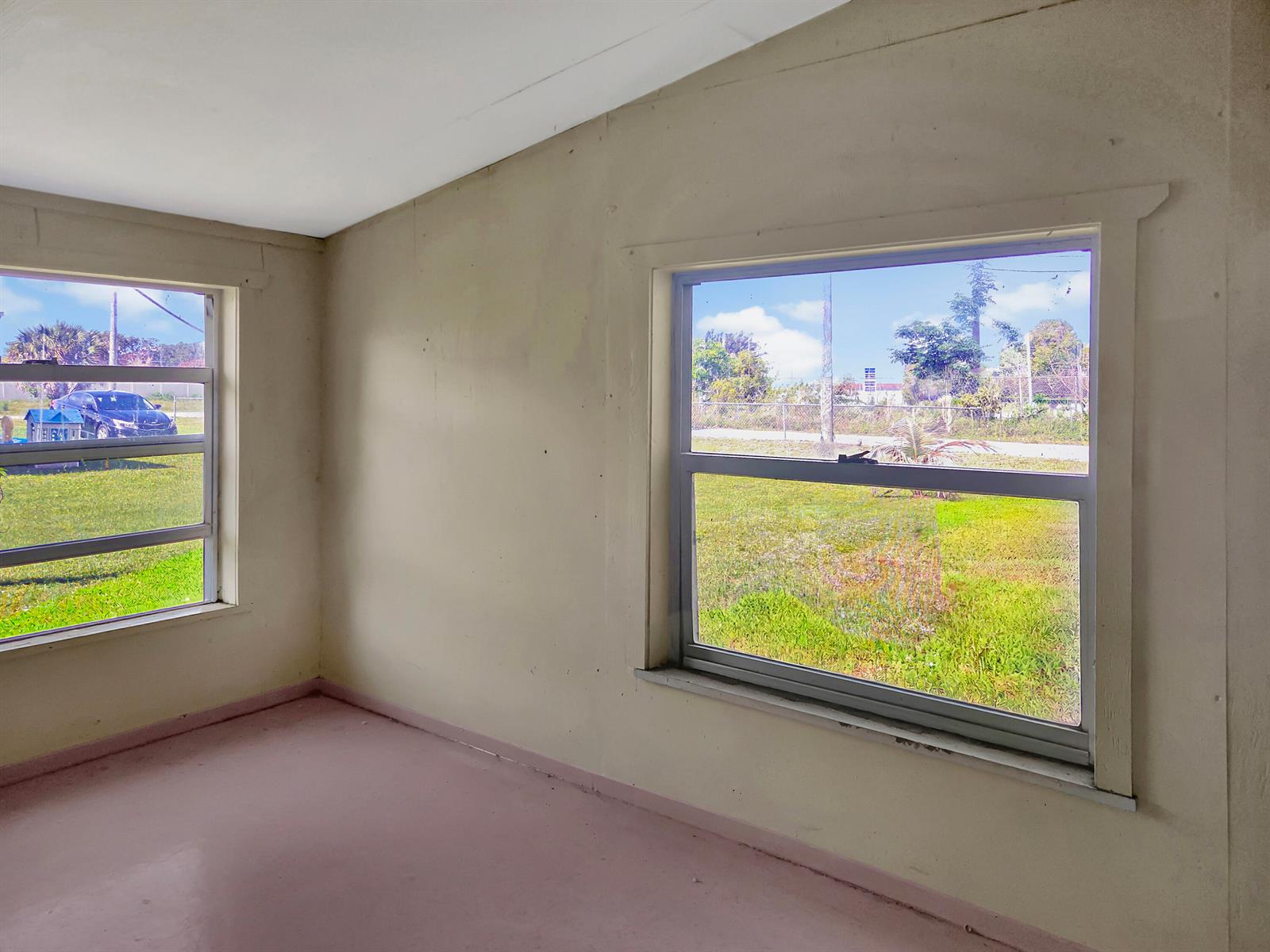 Residential Income in Fort Pierce 5