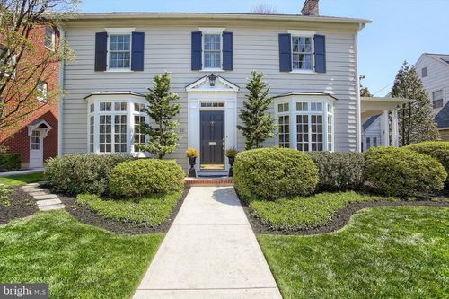 227 N 25th St, CAMP HILL, PA, 17011-3611 | Card Image