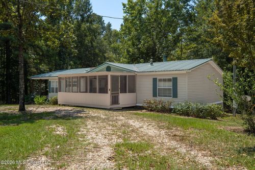 51 Rock Rd, Hattiesburg, MS, 39401-9456 | Card Image