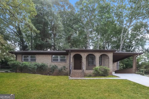 613 San Pablo Ct, Stone Mountain, GA, 30083-3834 | Card Image