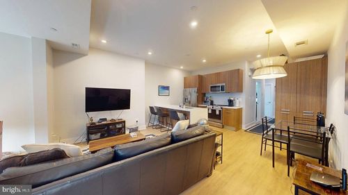 2-1118 S Highland St, ARLINGTON, VA, 22204-5180 | Card Image