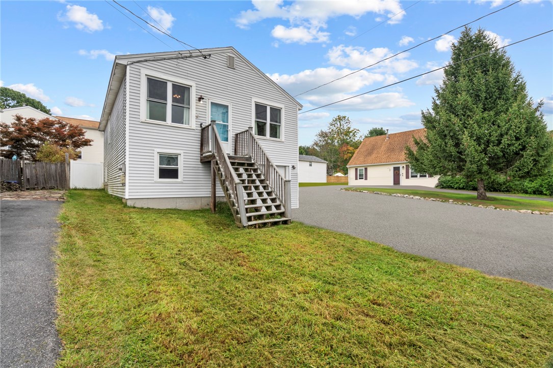 Stoney View Dr, Cumberland, RI 02864