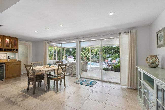 506 69 Th St, House other with 3 bedrooms, 2 bathrooms and null parking in HOLMES BEACH FL | Image 12