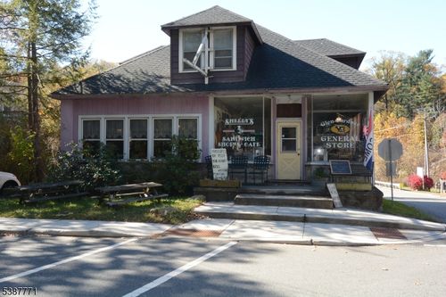 58 Main St, Glen Gardner, NJ, 08826-3611 | Card Image