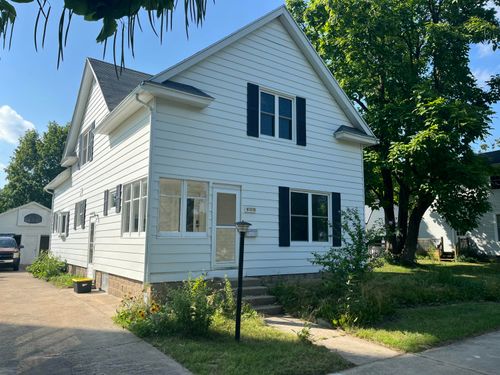 432 S Lincoln St, Portland, MI, 48875-1838 | Card Image