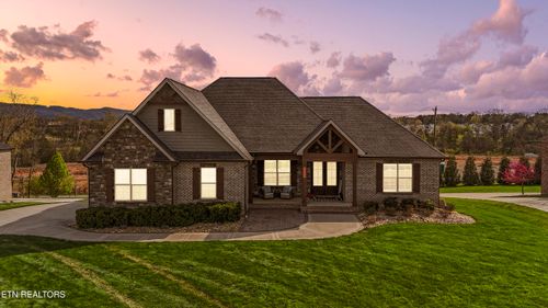 3359 Old Plantation Way, Maryville, TN, 37804-3777 | Card Image