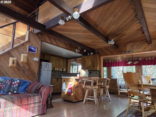 98 Northwoods, Cougar, WA, 98616-9714 | Card Image