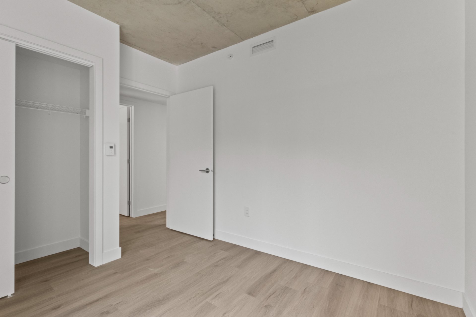 Residential Lease in Montréal (Ville-Marie) 2