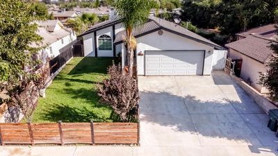 254 W Petunia Street, House other with 3 bedrooms, 2 bathrooms and null parking in Farmersville CA | Image 1