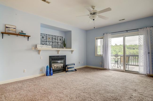 UNIT-5 - 1103 Mariners Way, Condo with 2 bedrooms, 2 bathrooms and null parking in Huddleston VA | Image 12