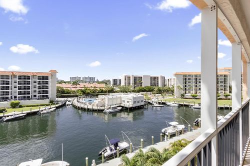 apt-v443-2871 N Ocean Blvd, Boca Raton, FL, 33431-7082 | Card Image