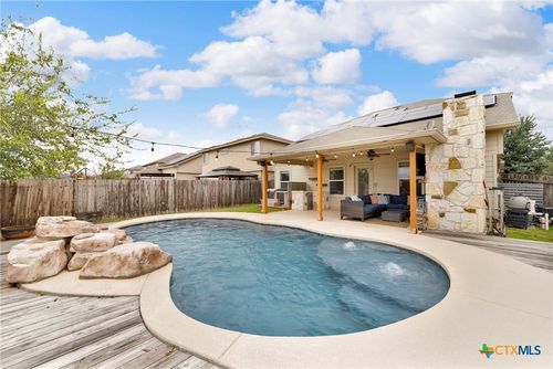 945 Lauren St, New Braunfels, TX, 78130-3476 | Card Image