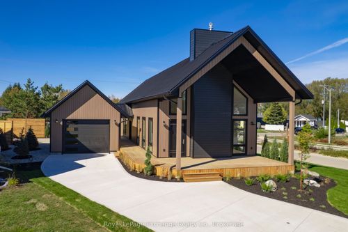 2 Marshall Pl, Southampton, ON, N0H2L0 | Card Image