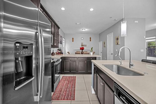 0-9712 W 34th Ln, Hialeah, FL, 33018-2019 | Card Image