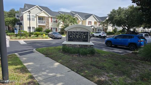 901-575 Oakleaf Plantation Pkwy, ORANGE PARK, FL, 32065-3571 | Card Image