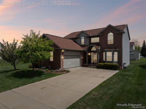 216 Tucker St, Pontiac, MI, 48341-1094 | Card Image