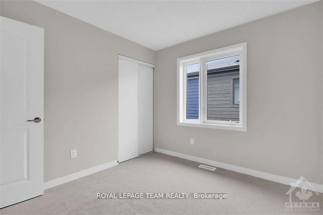 322 Parnian Street, Condo with 3 bedrooms, 2 bathrooms and 1 parking in Barrhaven ON | Image 17