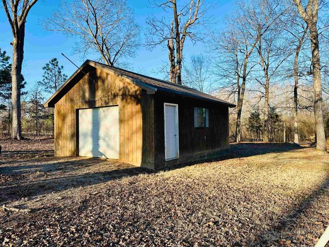 6230 New Hope Rd, House other with 3 bedrooms, 2 bathrooms and null parking in Michie TN | Image 19