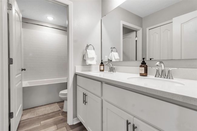 8346 Abalone Loop, House other with 4 bedrooms, 3 bathrooms and null parking in PARRISH FL | Image 37