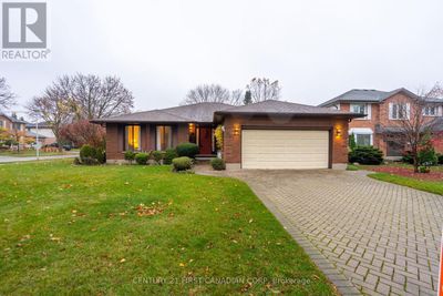 66 Nanette Cres, House other with 4 bedrooms, 2 bathrooms and 4 parking in London ON | Image 3