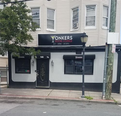 143 Lake Ave, Yonkers, NY, 10703-2734 | Card Image