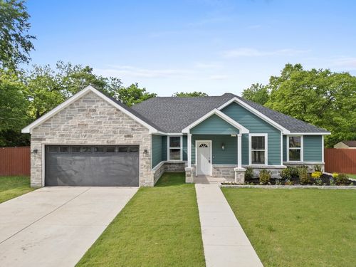 2822 Anderson St, Greenville, TX, 75401-2705 | Card Image