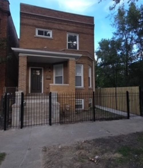 6627 S Saint Lawrence Ave, Chicago, IL, 60637-4105 | Card Image